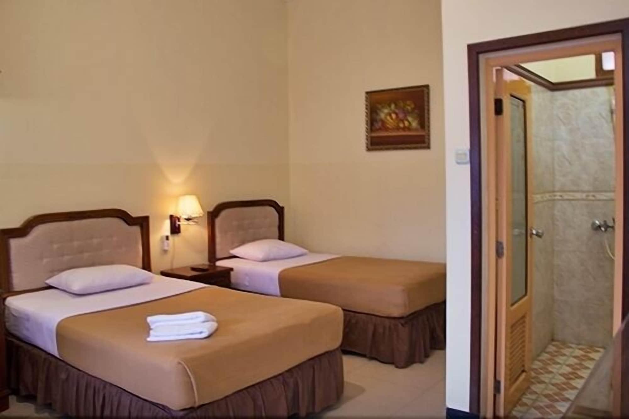 New Cahaya Hotel Sedati Exterior foto
